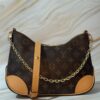 Louis Vuitton Monogram Shoulder Bag LV Crossbody Purse with Gold Chain Louis Vuitton Monogram Shoulder Bag | Authentic LV Crossbody