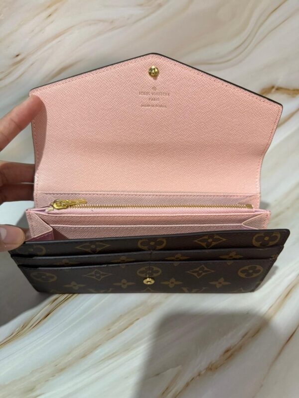 Louis Vuitton Sarah Wallet: Monogram Canvas & Pink Interior